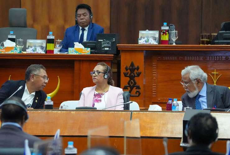 LORON DARUAK DISKUSAUN OJE 2026 IHA JENERALIDADE MINISTRU OBRAS PÚBLIKAS HALO APREZENTASAUN KONA-BA ORSAMENTU MOP NIAN IHA PARLAMENTU NASIONAL